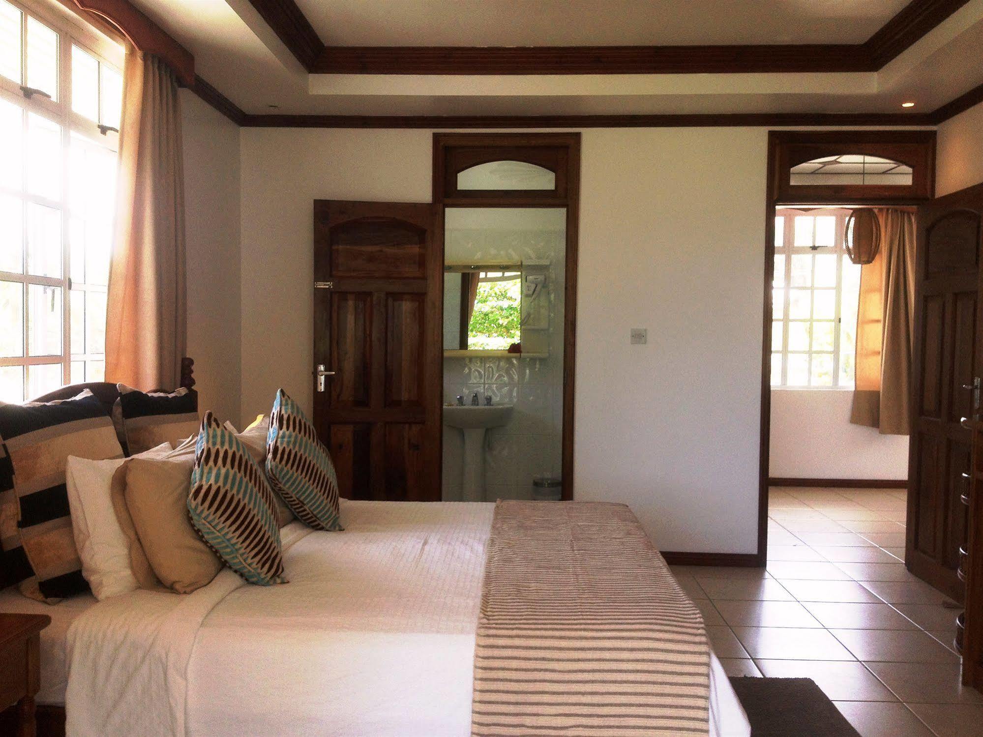 Ocean Jewels Resort Grand Anse  Exterior photo